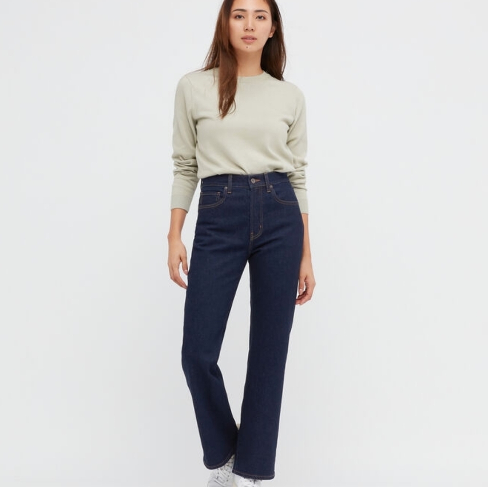 UNIQLO Dark Blue Denim Slim Highrise Flared Jeans Sz 27